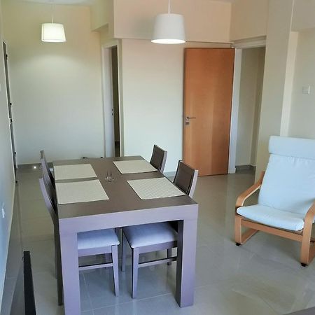 32 Hill Court Apartment Ларнака Екстериор снимка