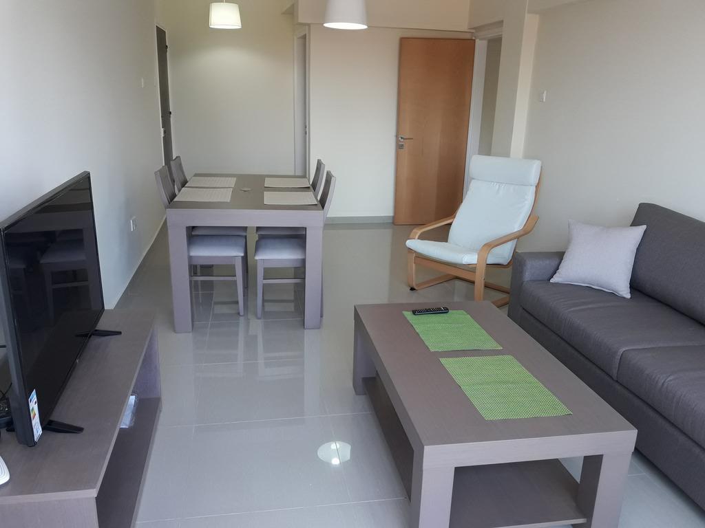 32 Hill Court Apartment Ларнака Екстериор снимка