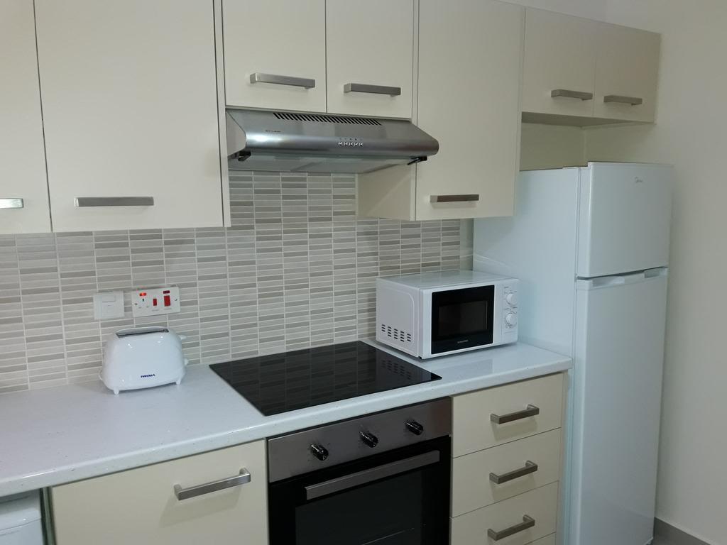 32 Hill Court Apartment Ларнака Екстериор снимка